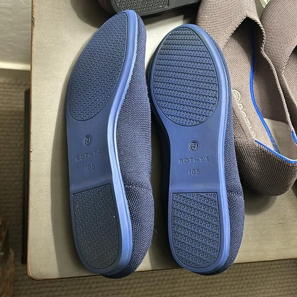 Rothy’s bundle of 3 pairs of flat shoes - Picture 5 of 6